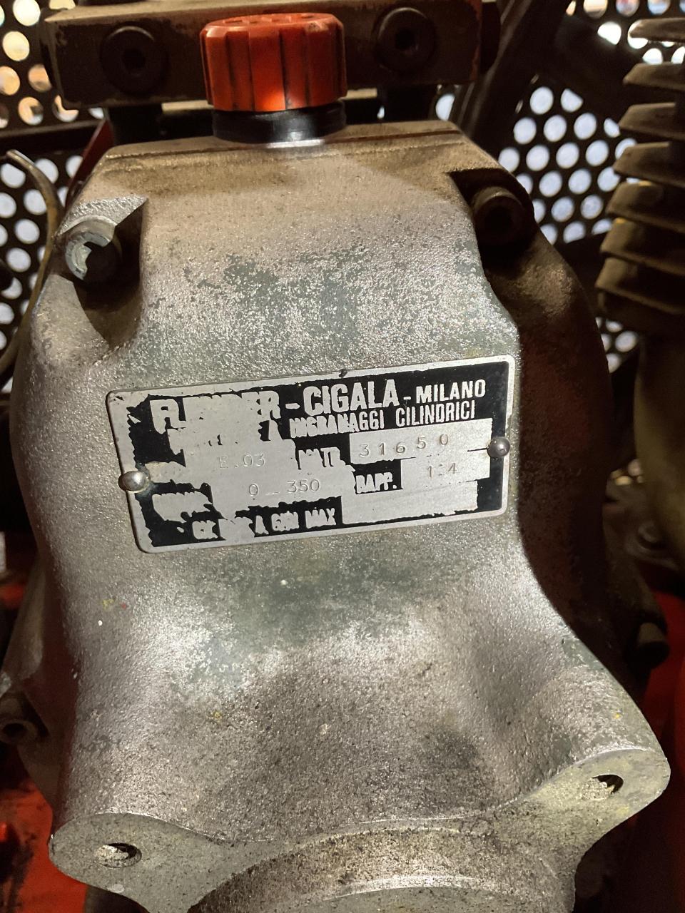 Strassenmarkiermaschine